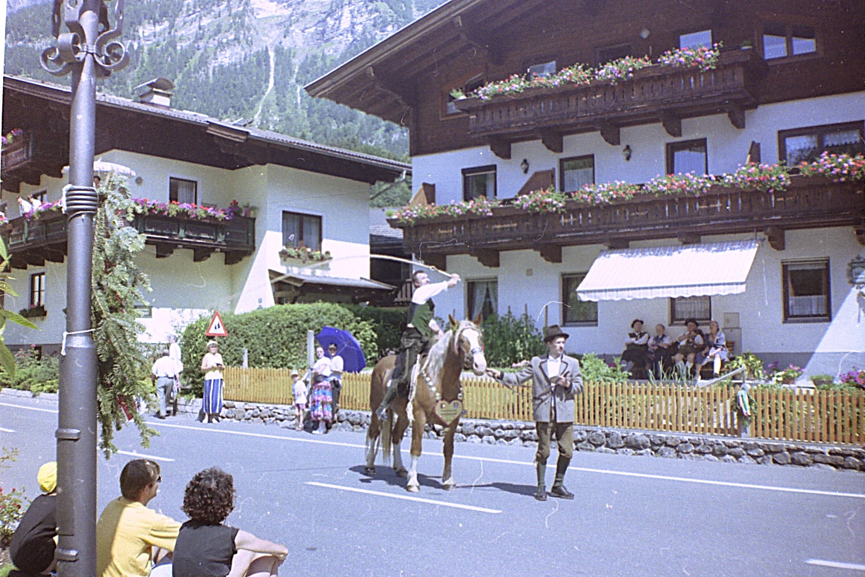 Damals 30